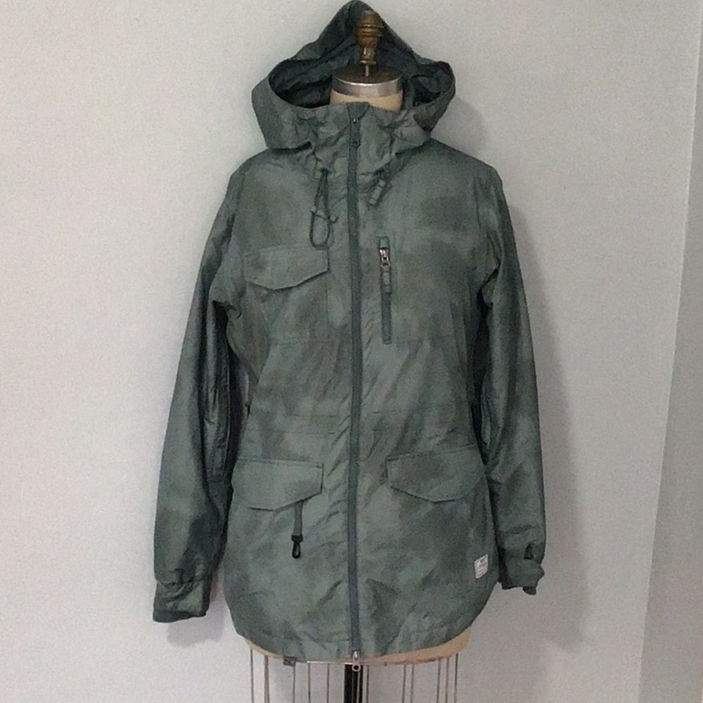 Nike Storm Fit Jacket size small nwot